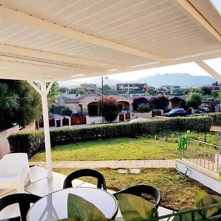 La Casa Al Mare, Pittulongu Casa de Férias *
